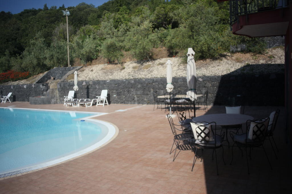 La Foresta Del Salto Del Corvo Mascali Exterior photo